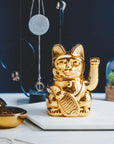 Lucky cat - waving cat - shiny gold