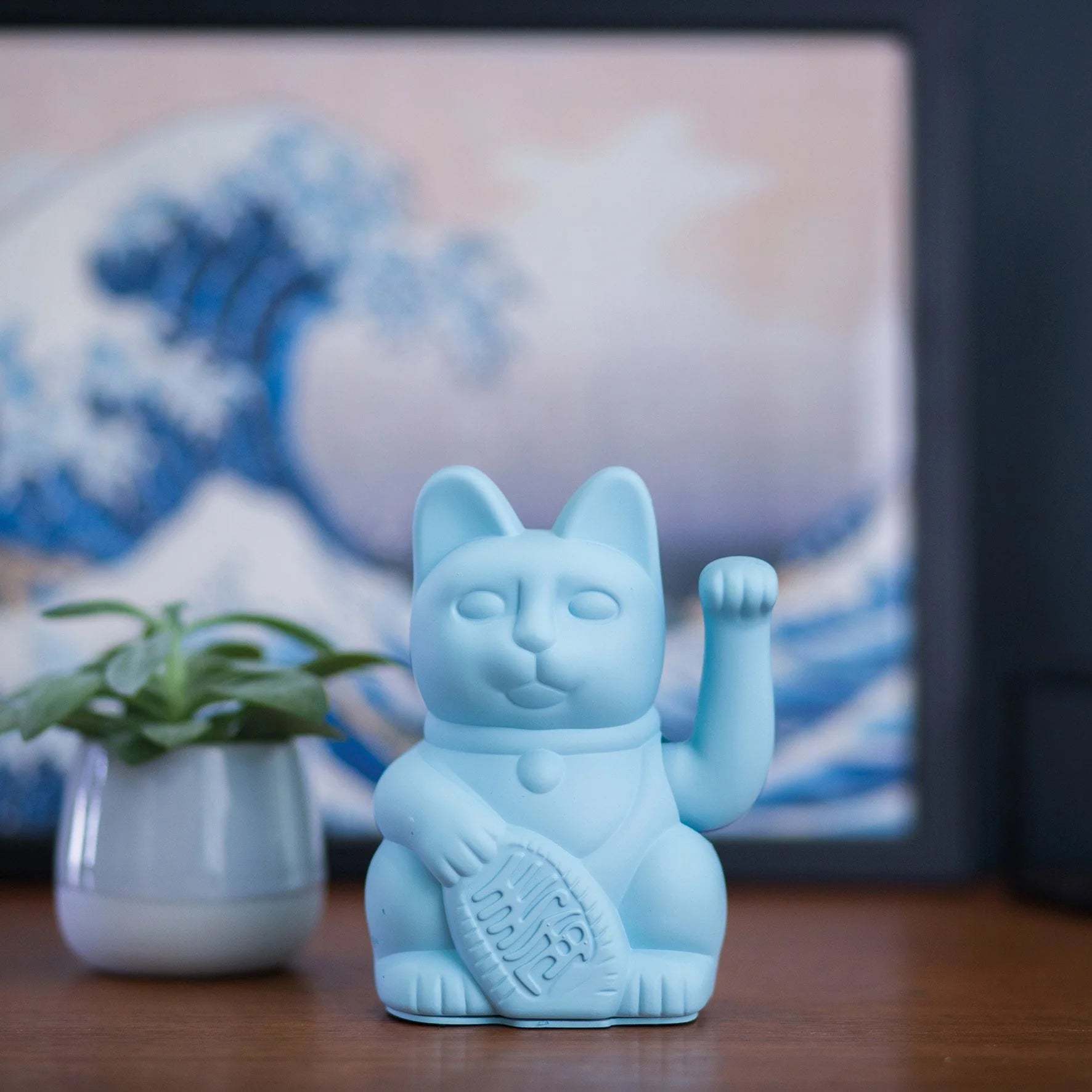 Lucky cat - tenderness waving cat - light blue