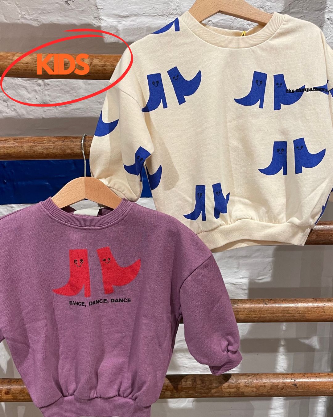 The campamento - kids - happy boots allover oversized sweatshirt