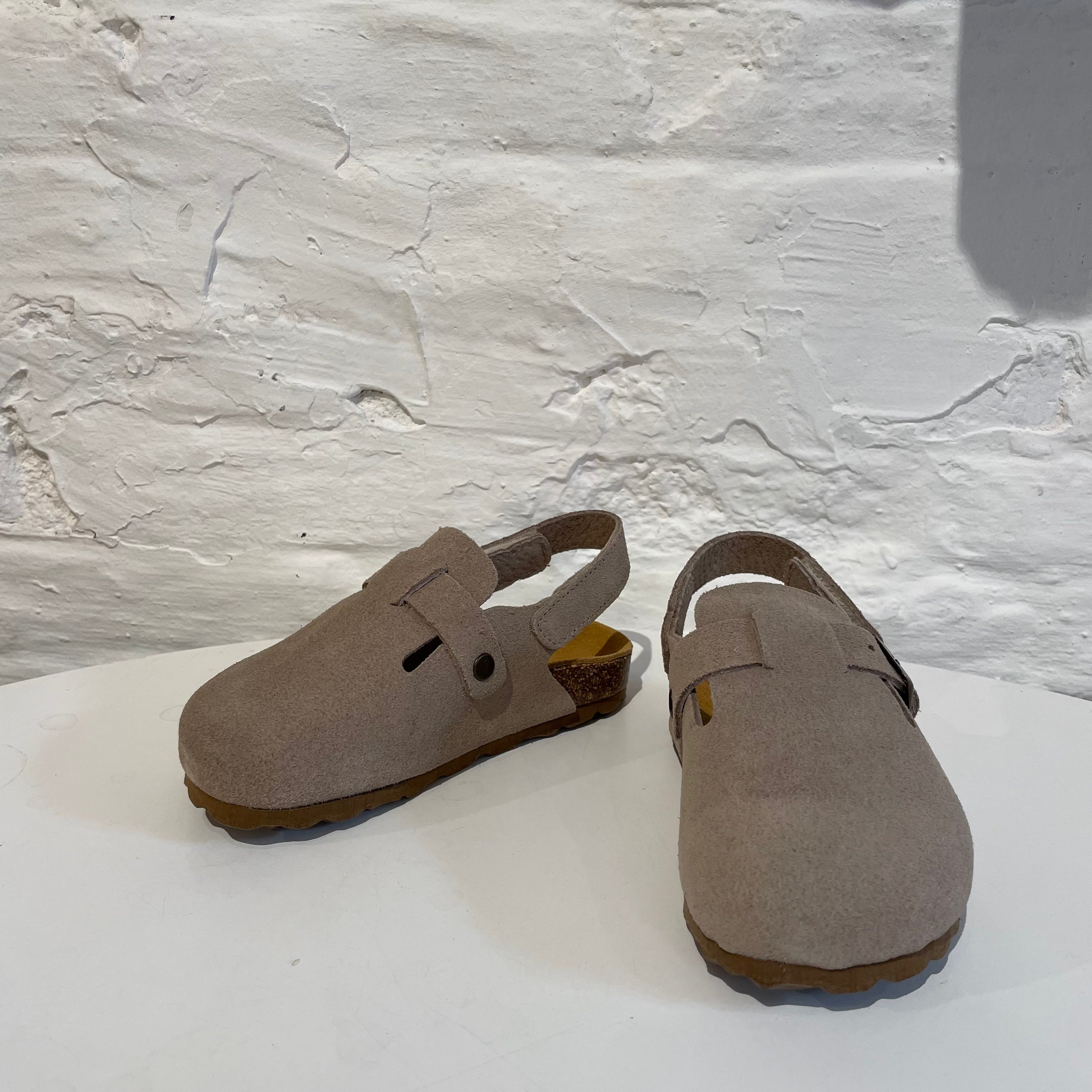 Suede clogs with strap - beige