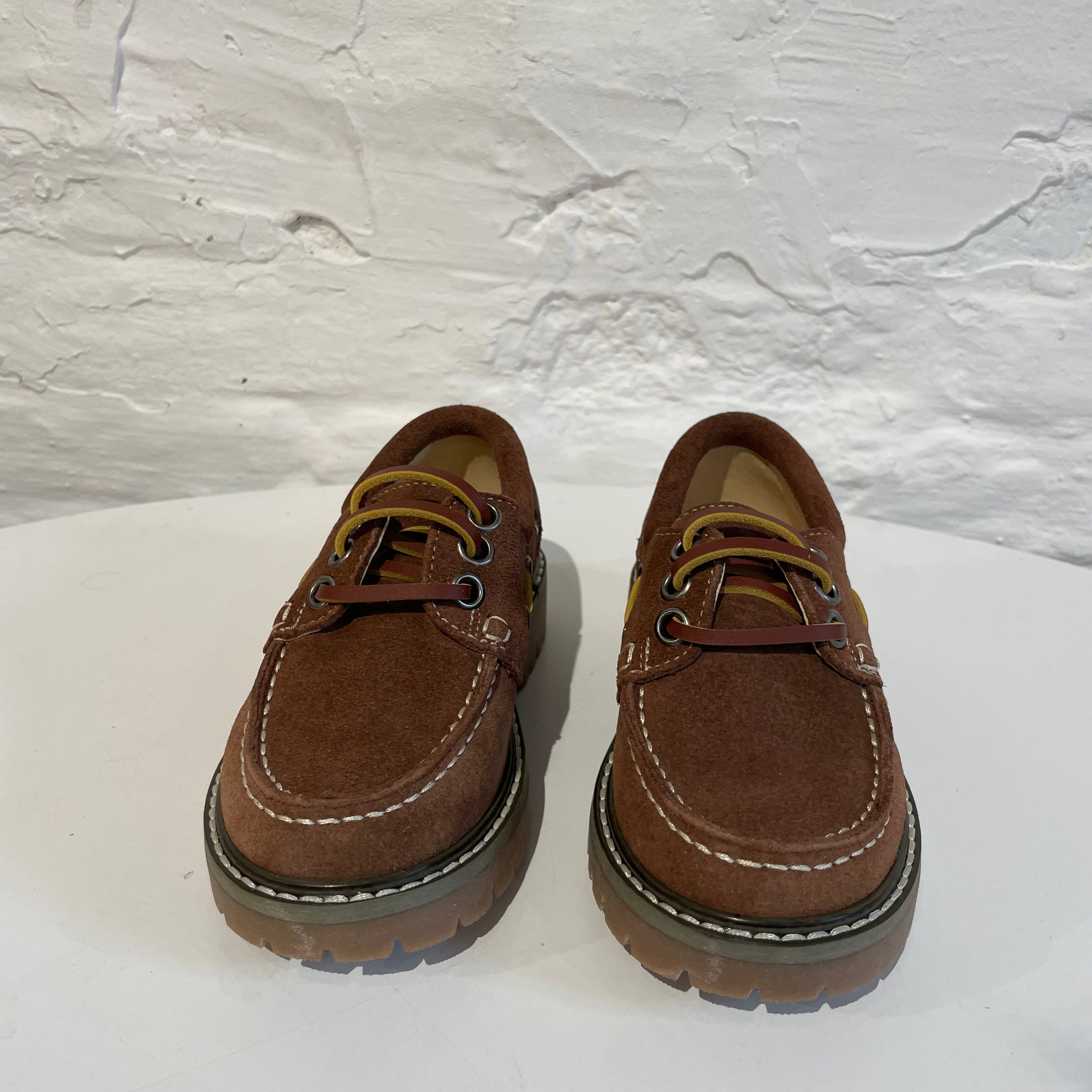 Boat shoes - suede brown