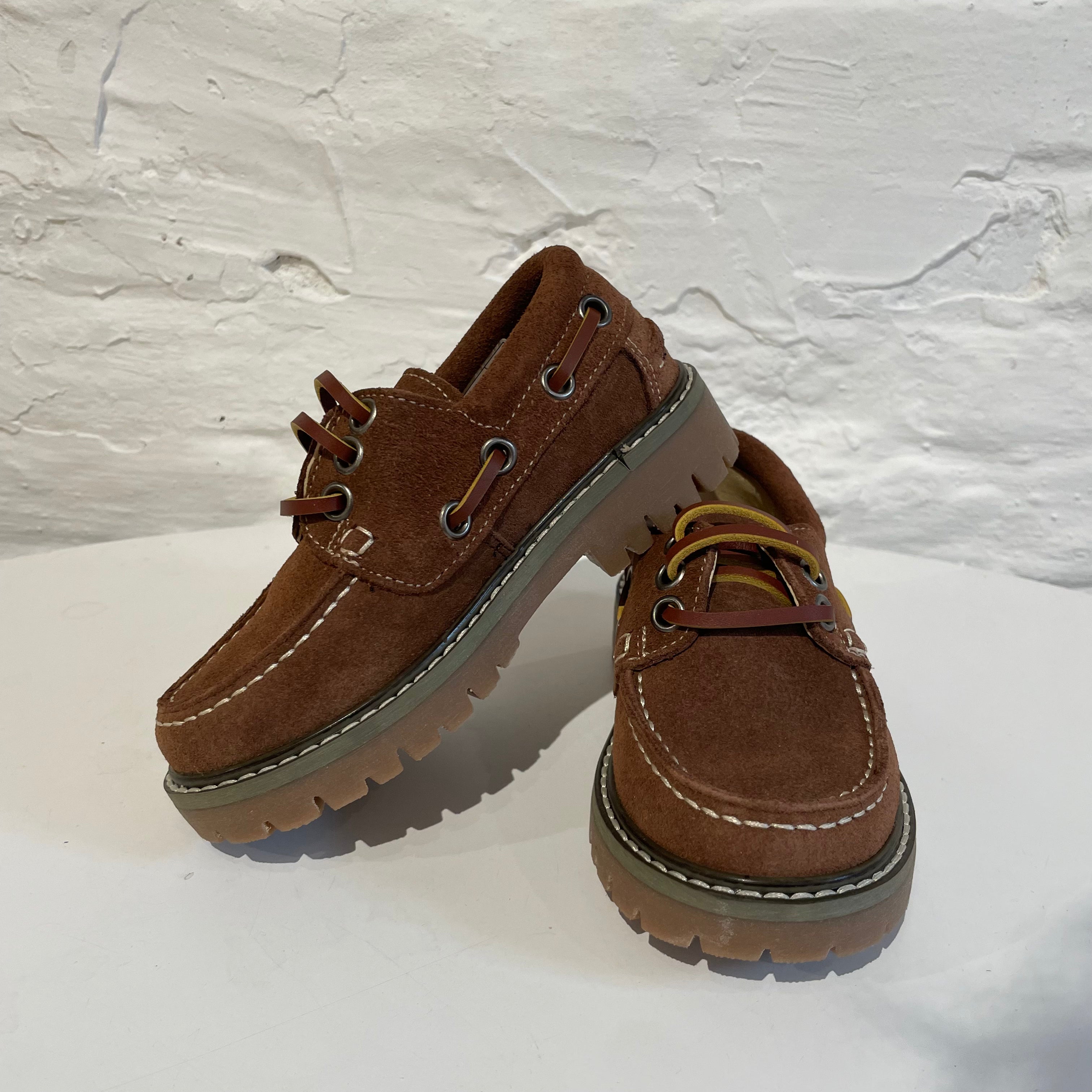 Boat shoes - suede brown