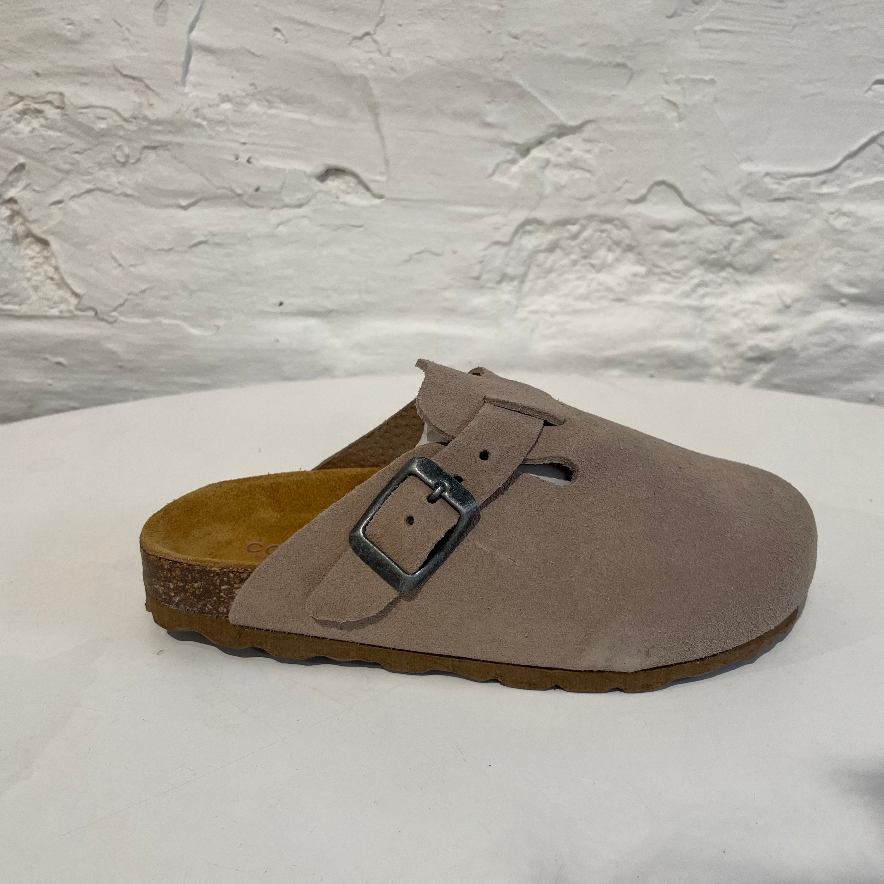 Suede clogs - beige