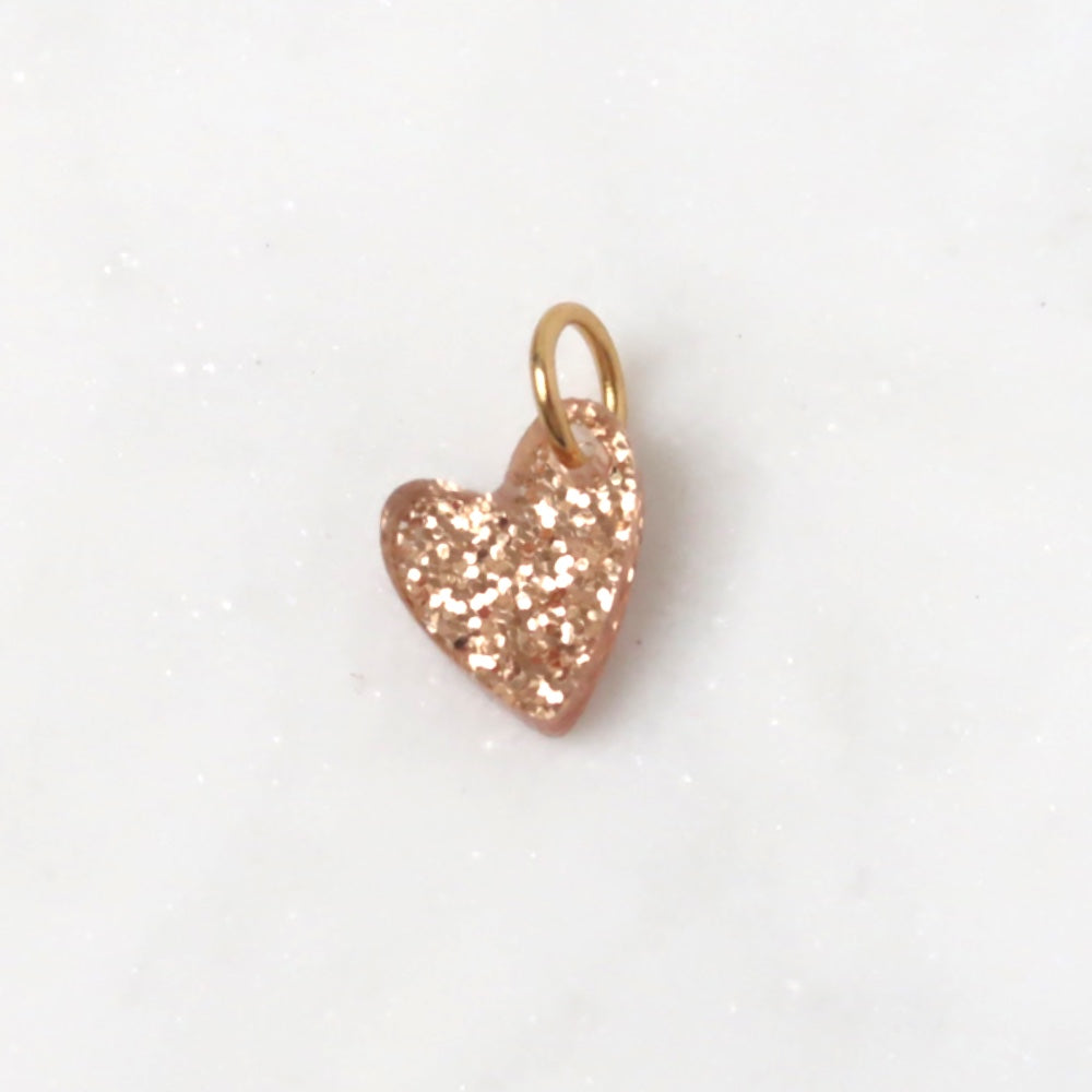 Loveissue - charm - glitter heart gold