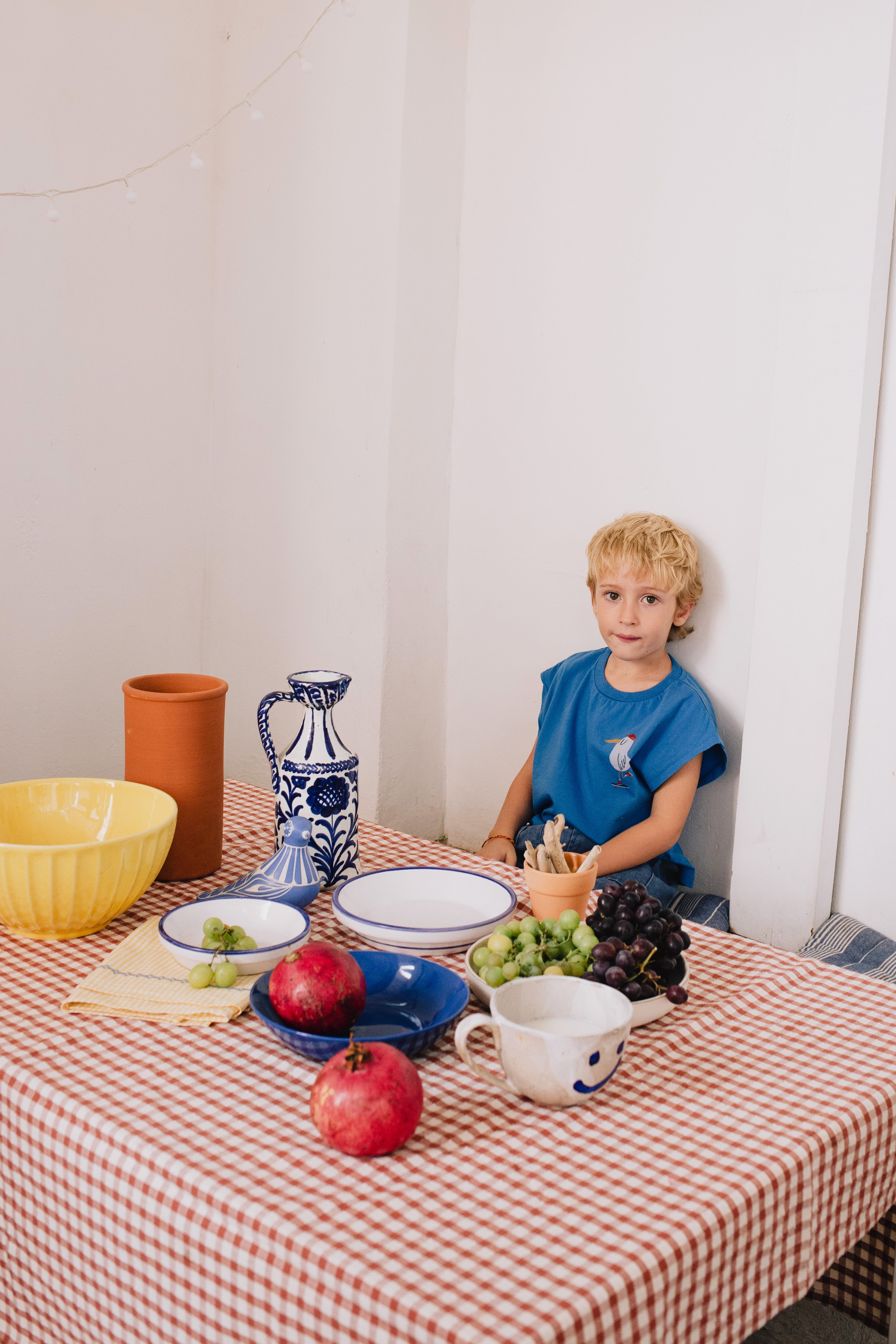 Lotie Kids - sleeveless t-shirt - skating seagull - royal blue